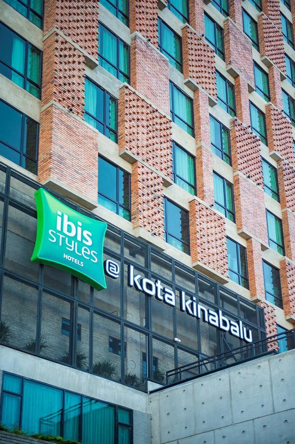 Ibis Styles Kota Kinabalu Inanam Hotel Екстериор снимка